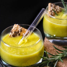 Load image into Gallery viewer, Reusable Glass Straws 4 inch with plastic free brush - Set of 6